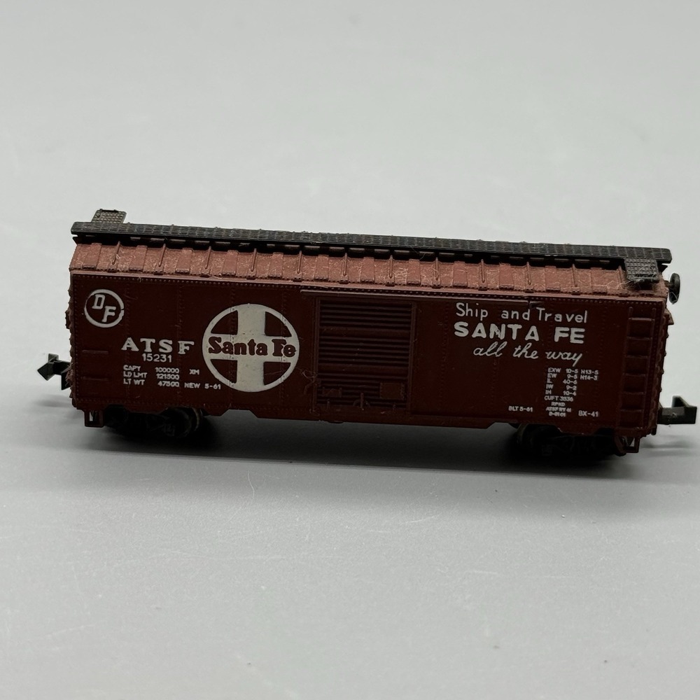 N Scale Atlas Santa Fe  Boxcar 15231 BX-41